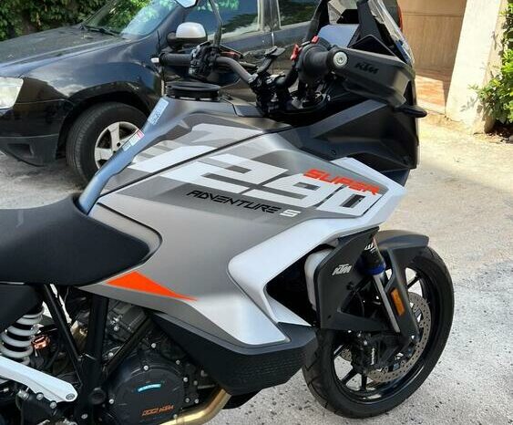 
								KTM 1290 Super Adventure S full									