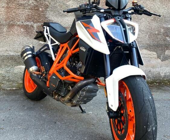 
								KTM 1290 Super Duke R ABS full									