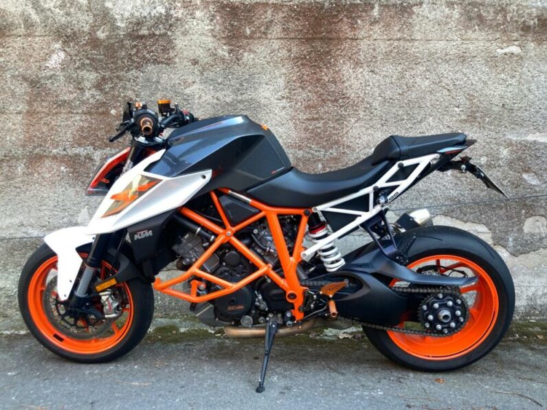 
								KTM 1290 Super Duke R ABS full									