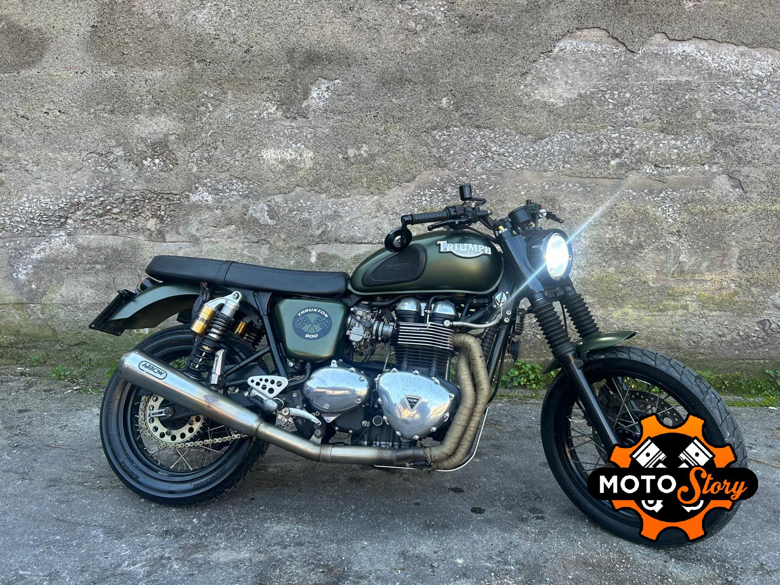 Triumph Thruxton 900