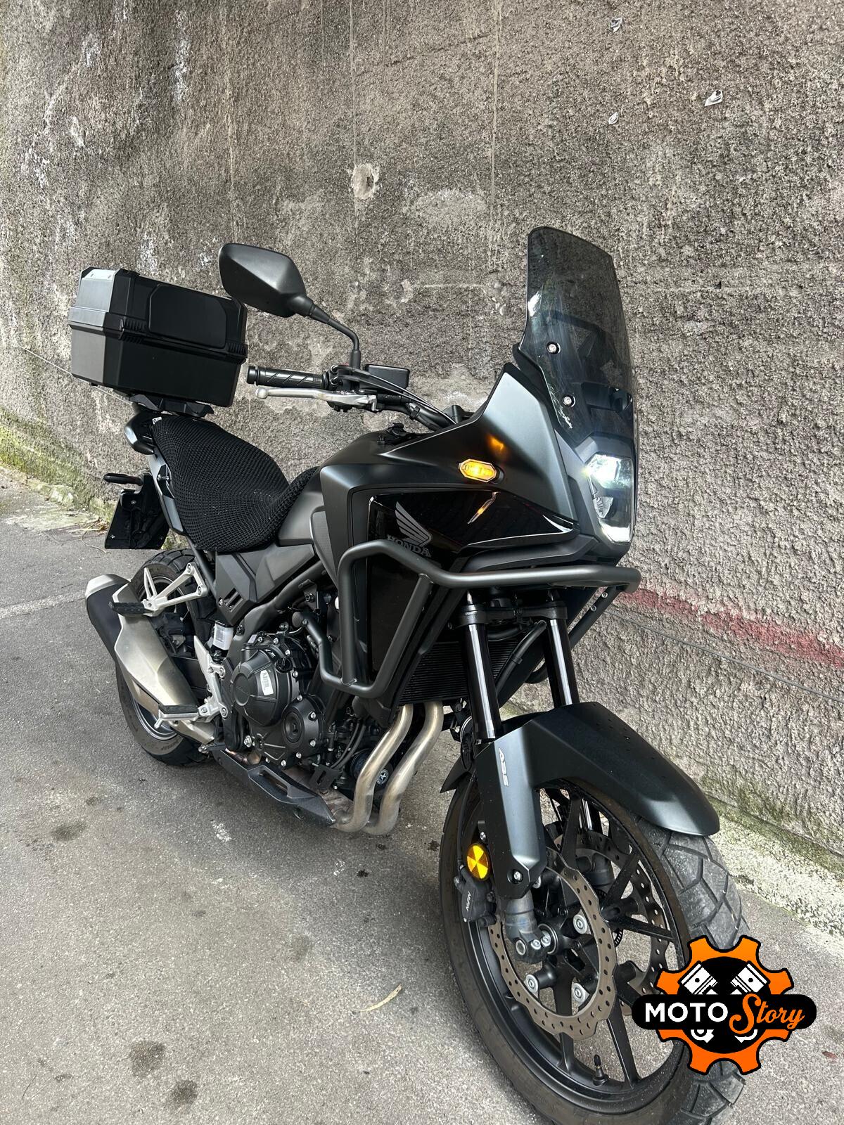 Honda NX 500 2025
