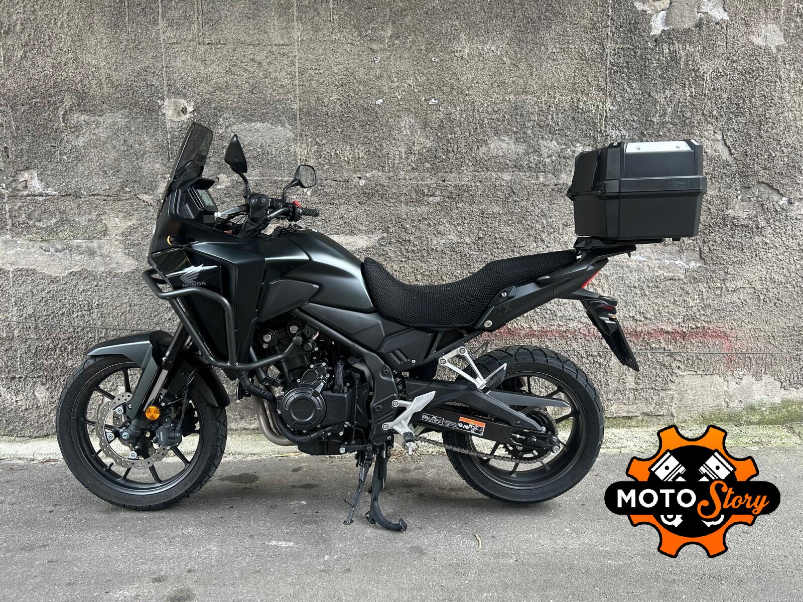 Honda NX 500 2025