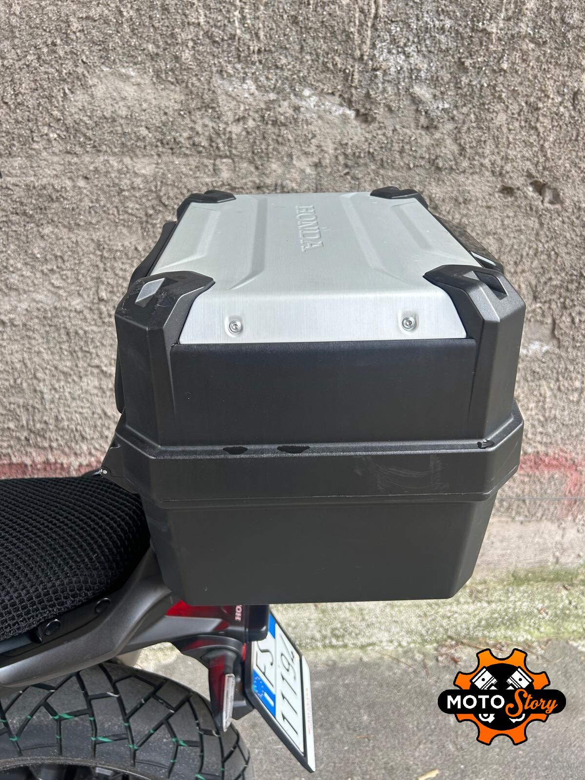 Honda NX 500 2025