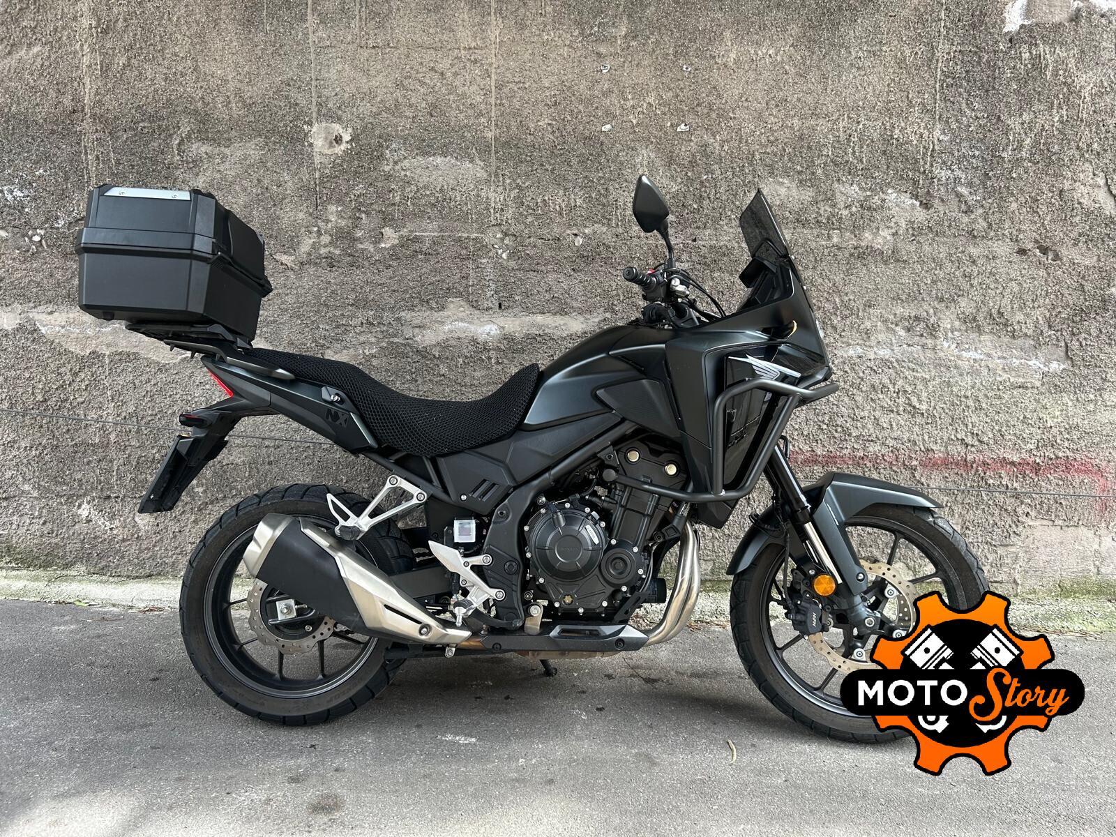 Honda NX 500 2025