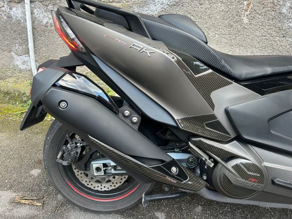 Kymco AK 550