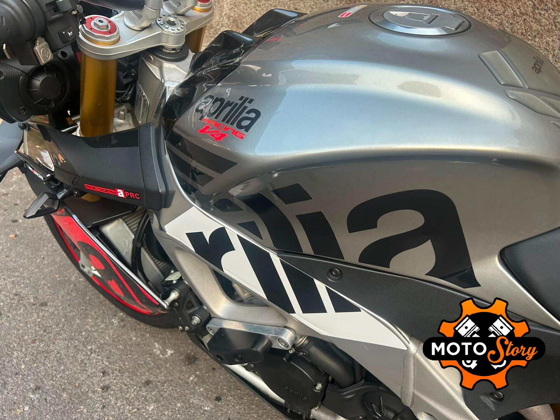 Aprilia Tuono V4 1100