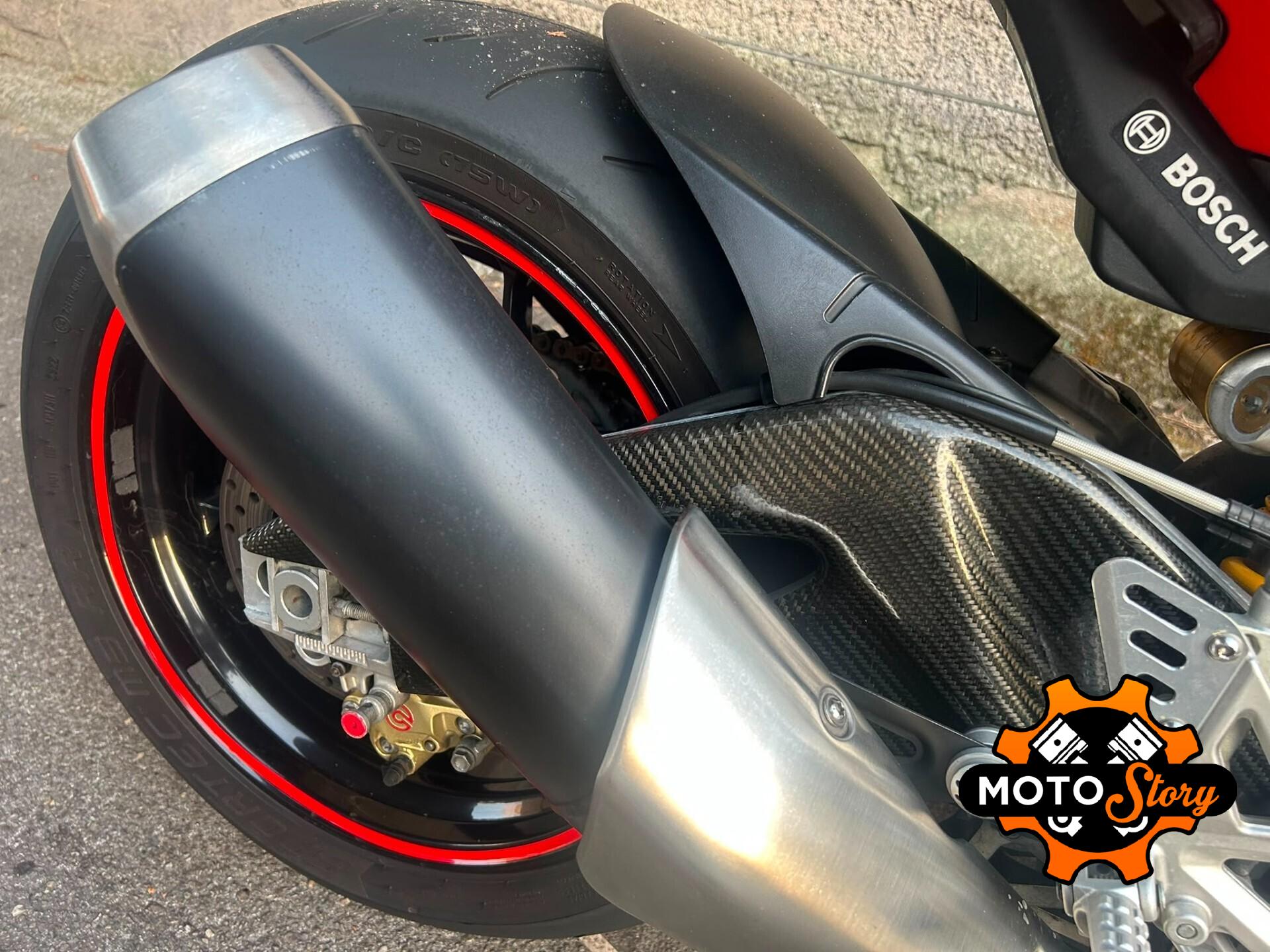 Aprilia Tuono V4 1100