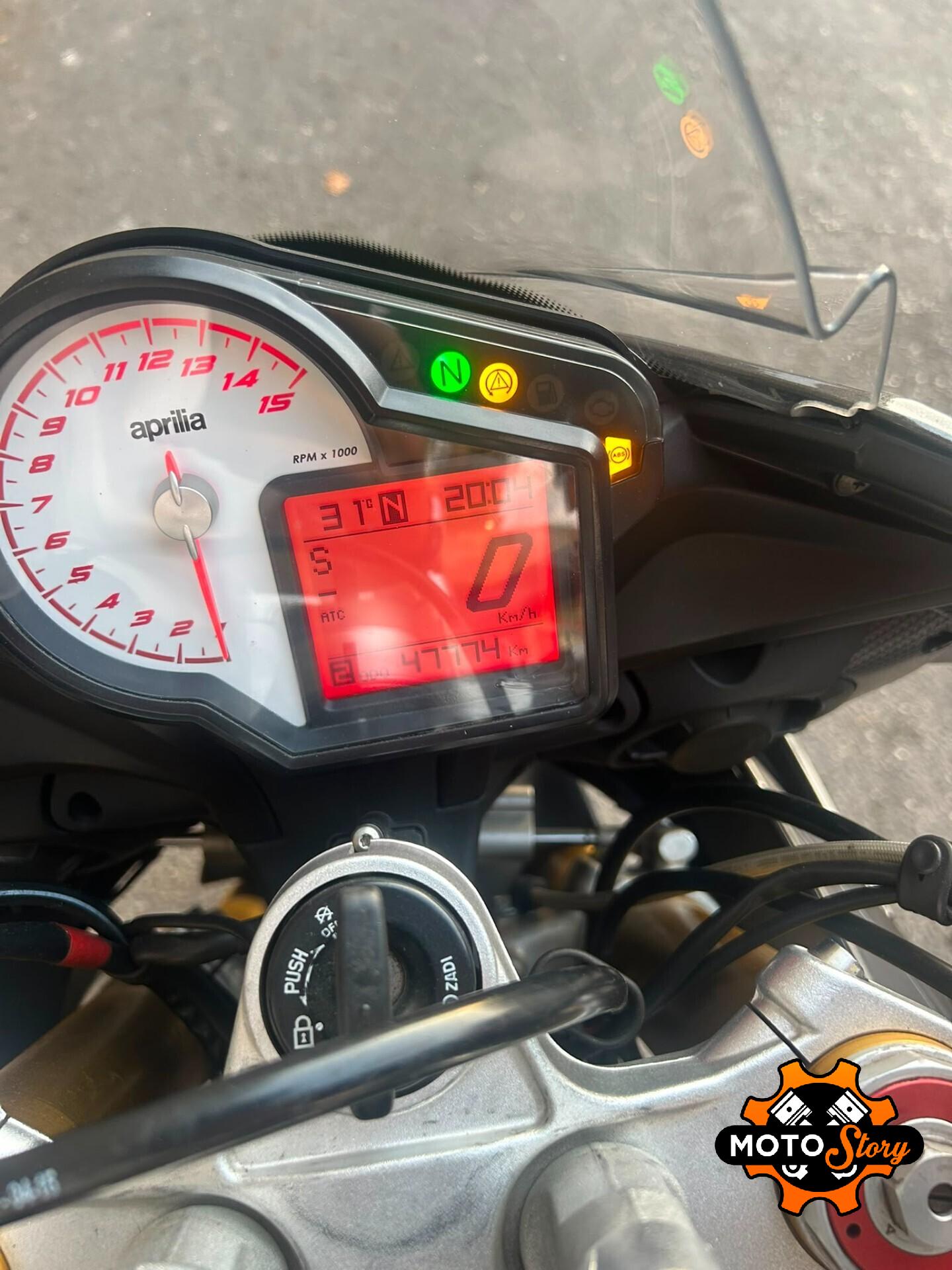 Aprilia Tuono V4 1100