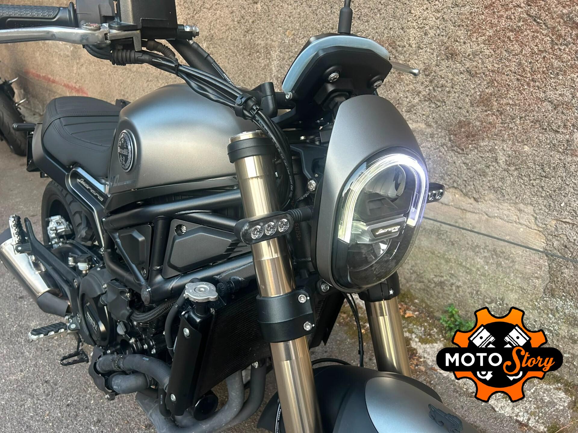 Benelli Leoncino 800