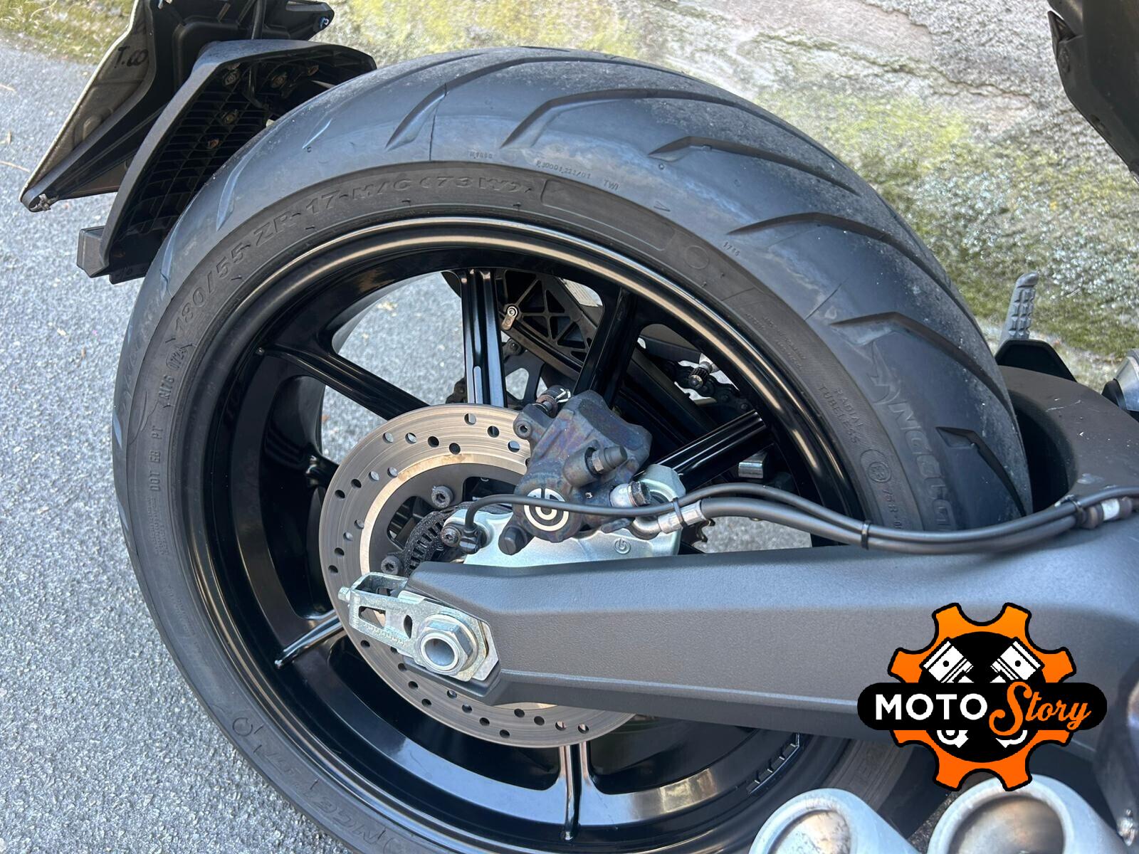 Ducati Scrambler 800 full trottle