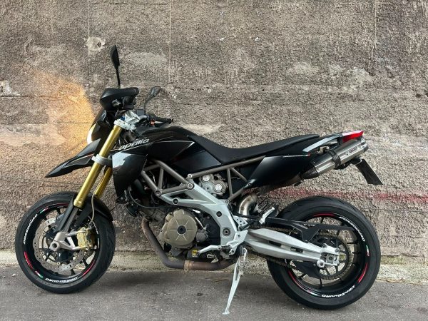 Aprilia Dorsoduro 750