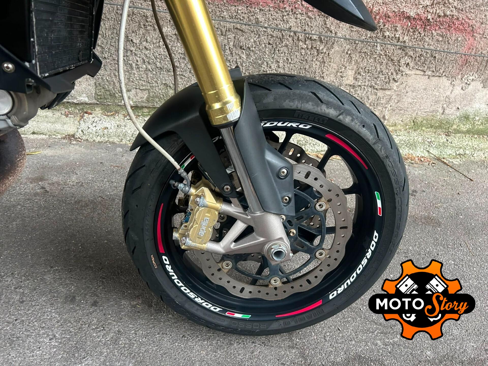 Aprilia Dorsoduro 750