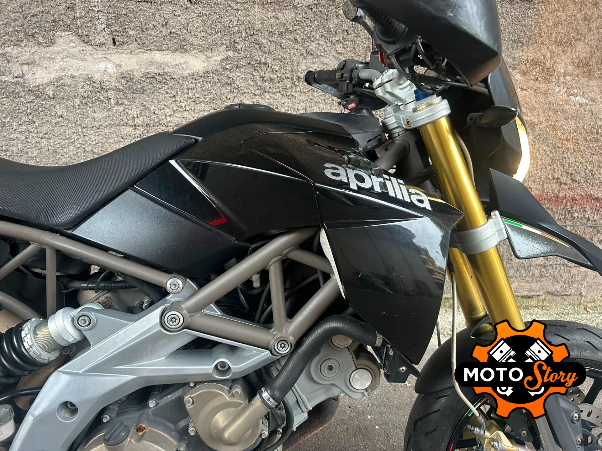Aprilia Dorsoduro 750