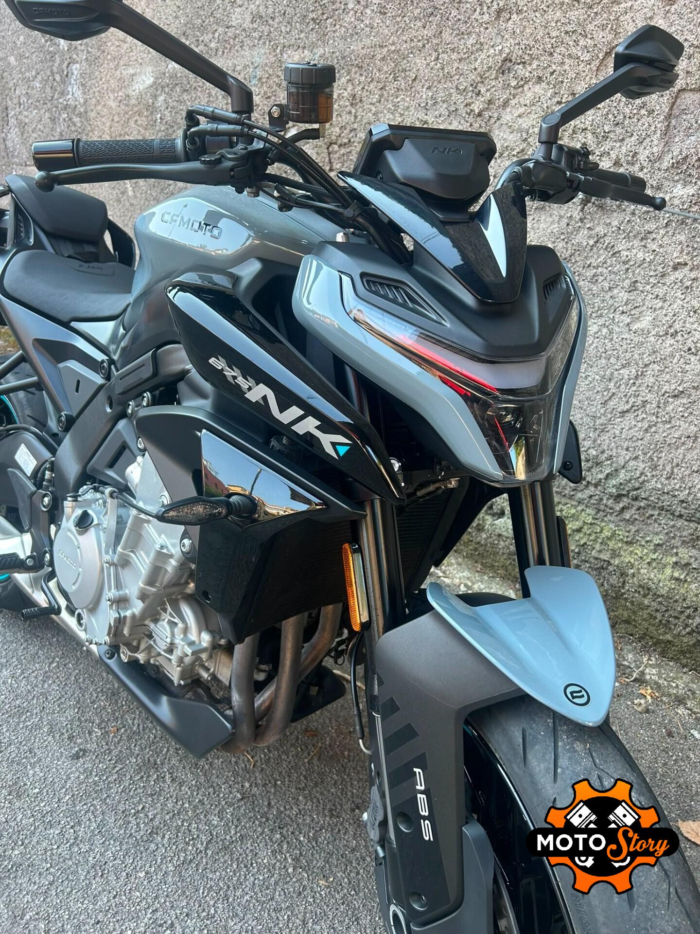 Cf Moto 675NK