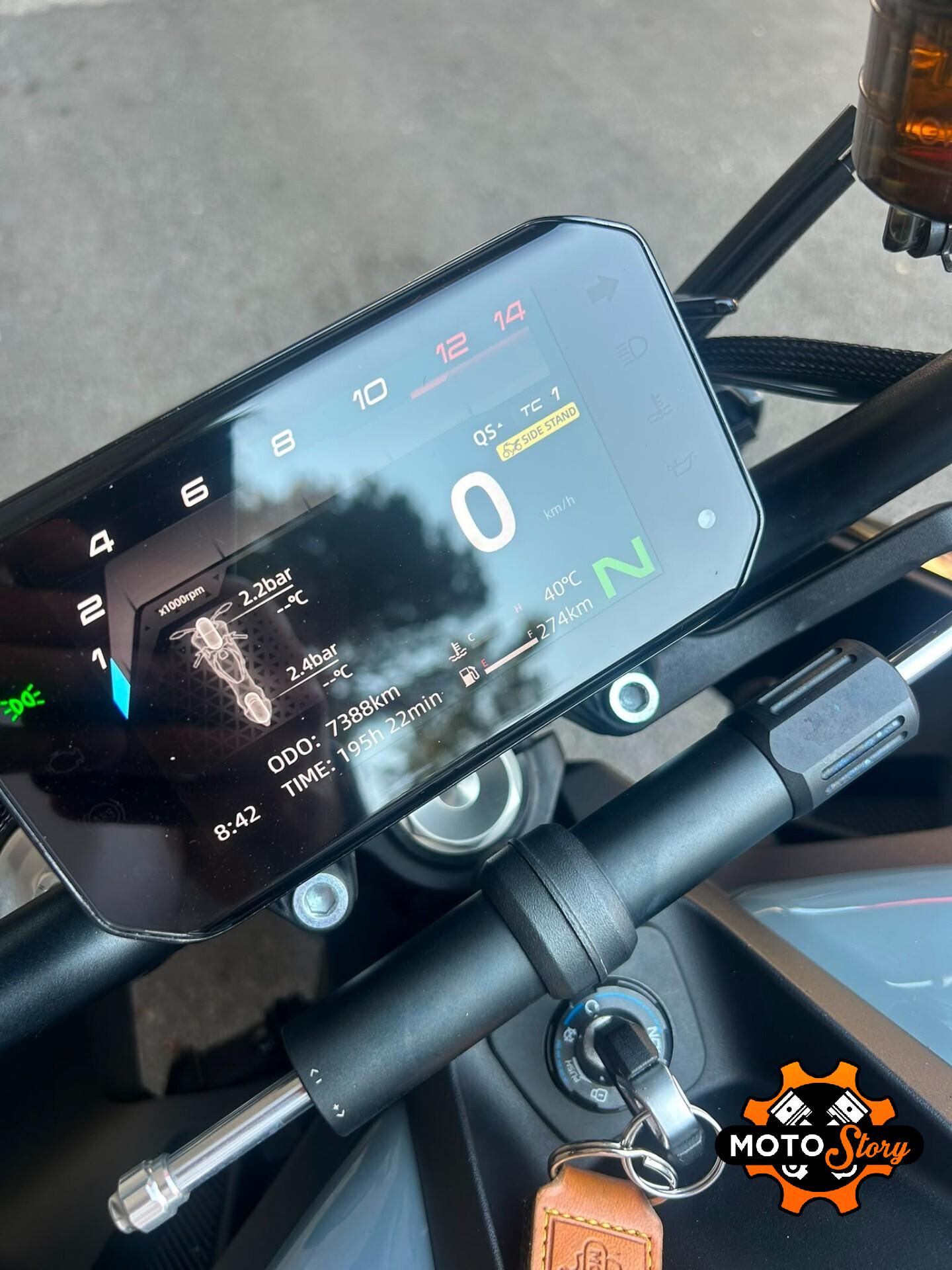 Cf Moto 675NK