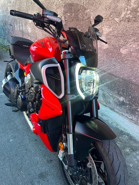 Ducati Diavel V4