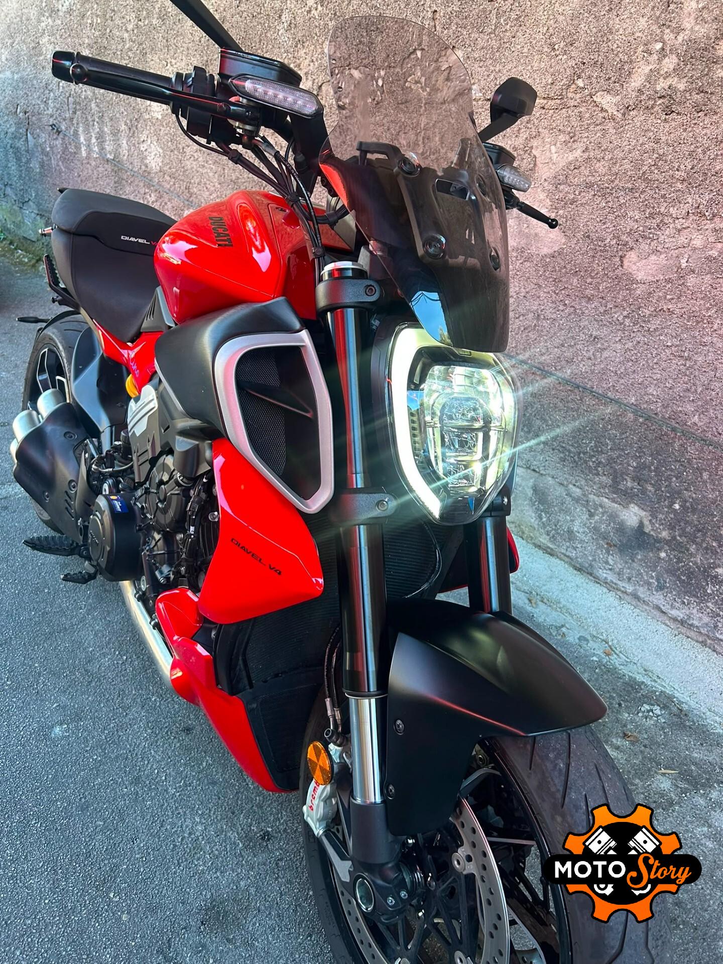 Ducati Diavel V4
