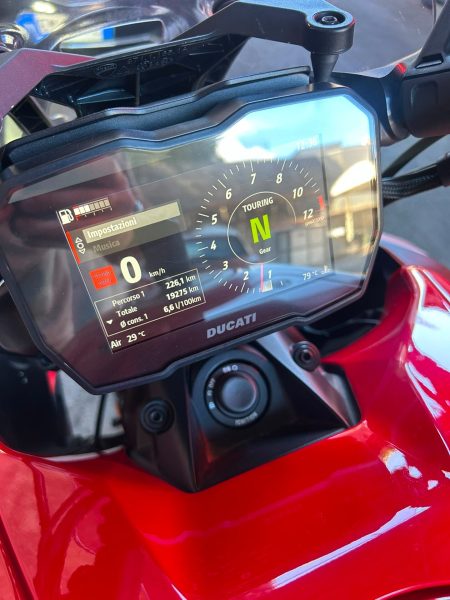Ducati Diavel V4