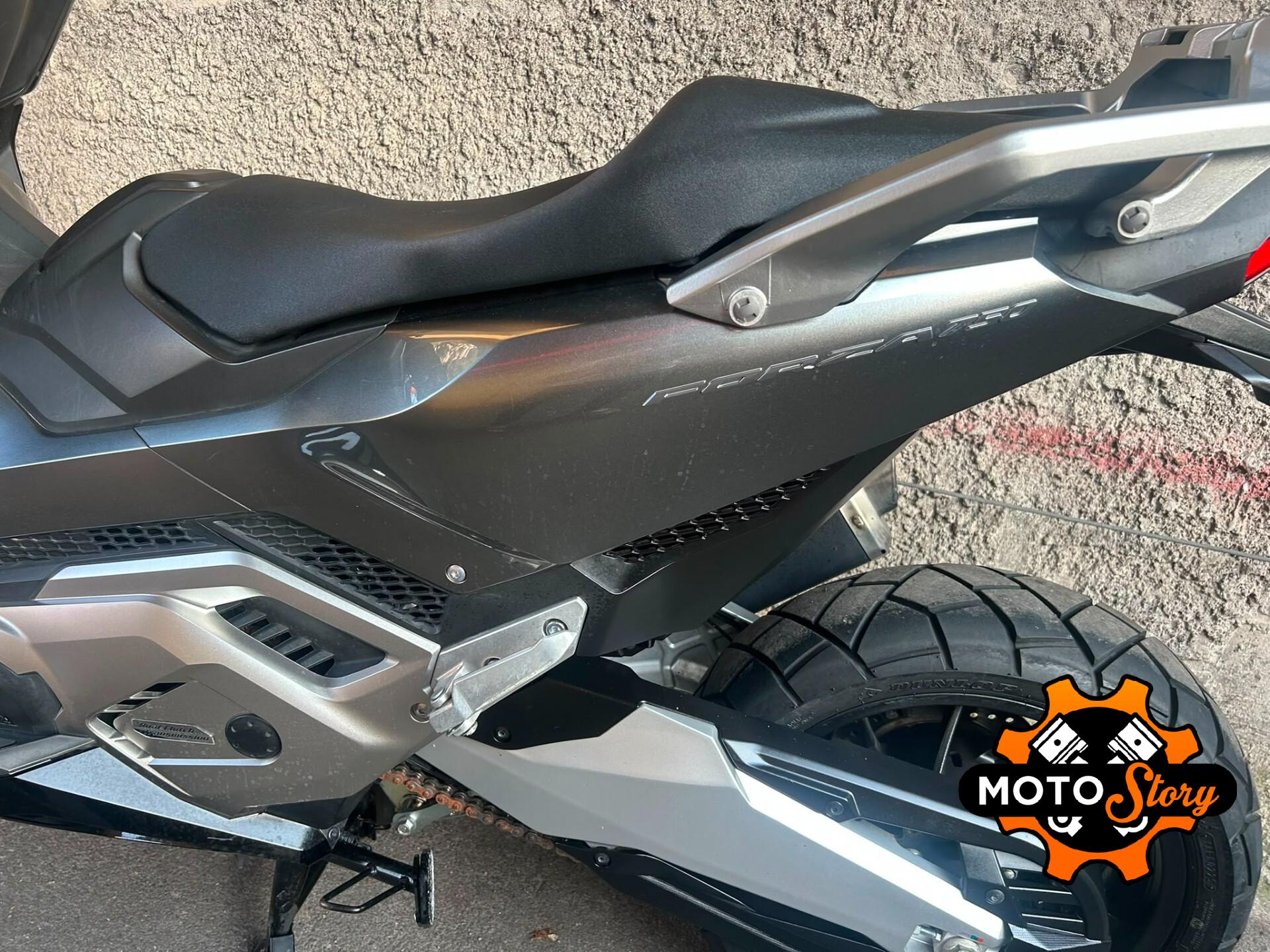 Honda Forza 750